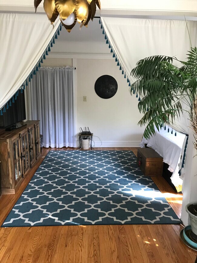 Foto del edificio - 4519 N Whipple St