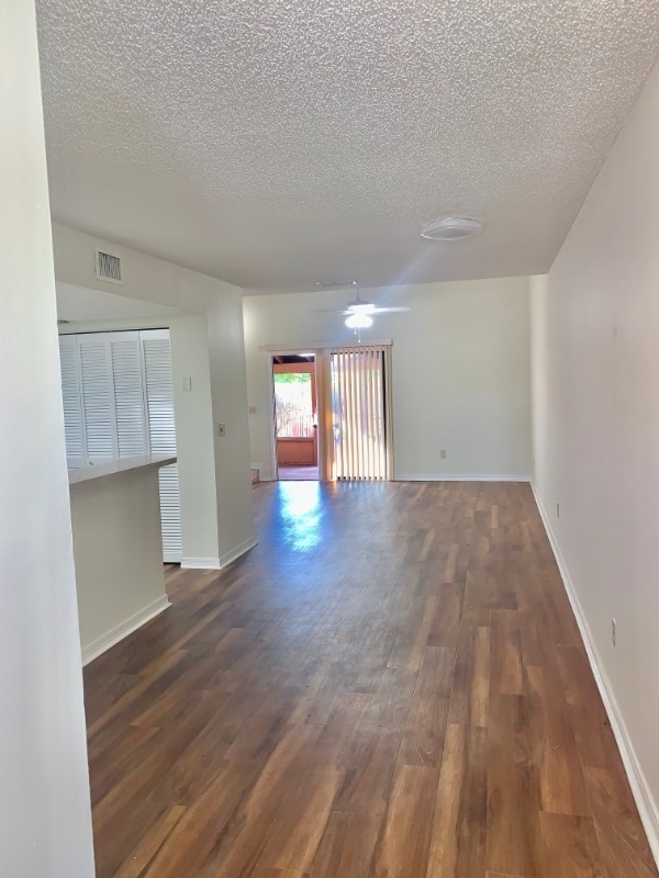 Building Photo - 4285 Melissa Ct W