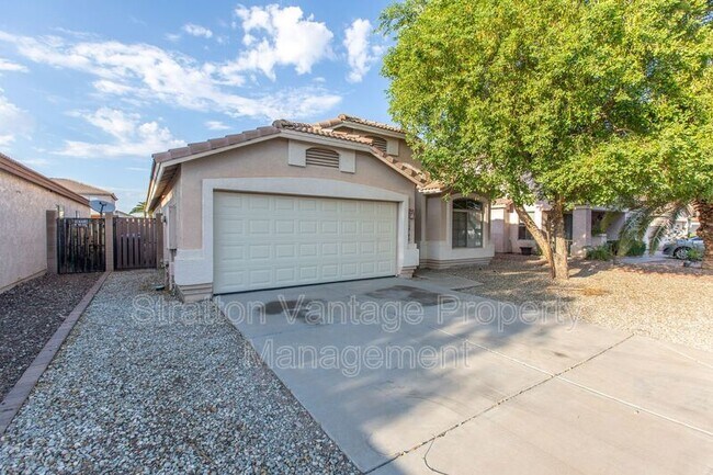 Building Photo - 12748 W Voltaire Ave