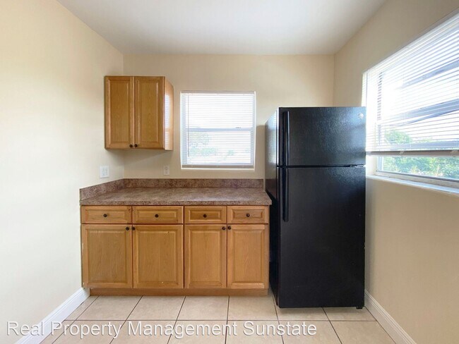 Building Photo - 2 br, 1 bath House - 3740 Avenue S