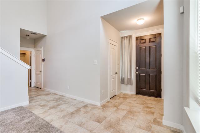 Building Photo - 2721 Pease Dr