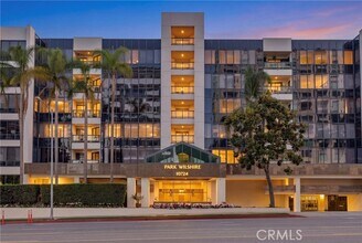 Building Photo - 10724 Wilshire Blvd