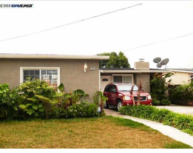 Foto del edificio - 5134 Elmwood Ave