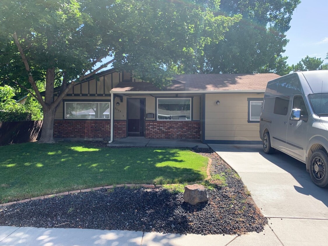 Foto principal - Recently Remodeled home on the Boise Bench!!!