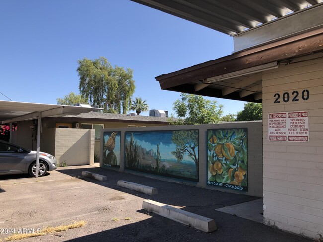 Building Photo - 2020 S Granada Dr