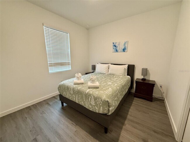 Foto del edificio - 8759 Zen Dr