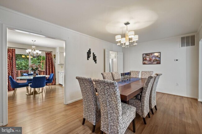 Foto del edificio - 7401 Crestberry Ln
