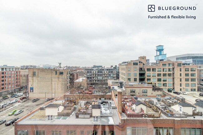 Building Photo - 939 W Washington Blvd