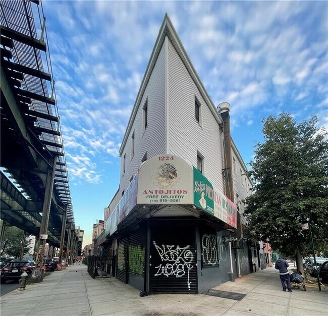 Foto del edificio - 1224 Myrtle Ave