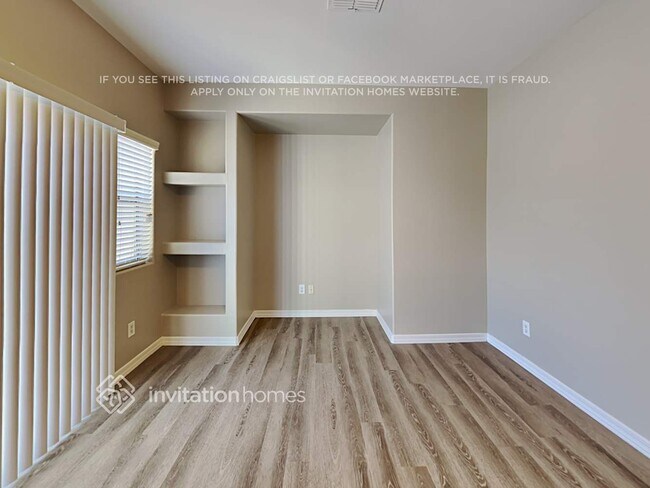 Foto del edificio - 14951 N 142nd Dr.