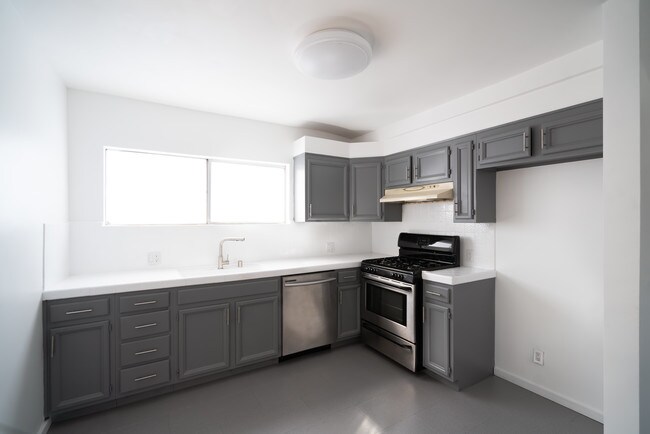 Foto del edificio - 2021 Vineburn Ave