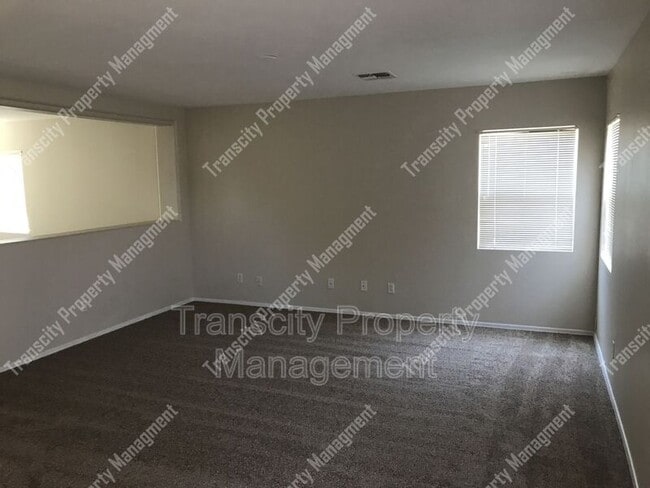 Building Photo - 39672 N Webb Cir