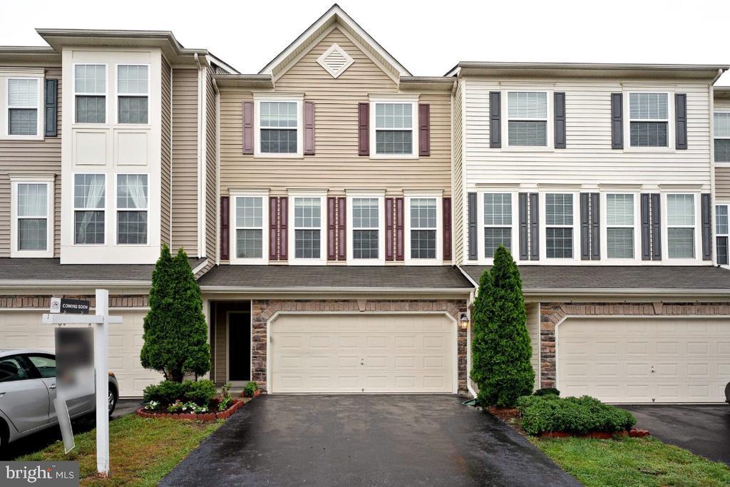 Foto principal - 25120 Sweet Myrtle Square