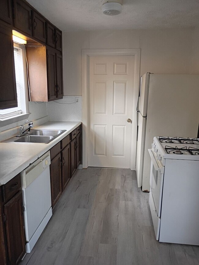 Foto del edificio - 2 Bed, 1 Bath Home