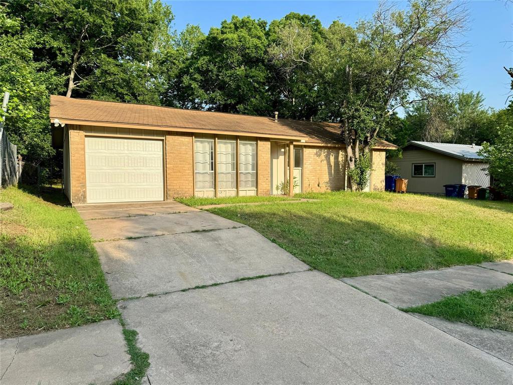 Primary Photo - 5105 Peppertree Pkwy