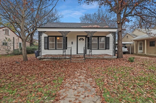 Building Photo - 2814 Marigold Ave