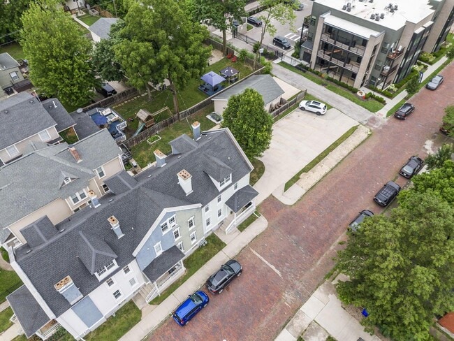 Foto del edificio - 1270 Franklin Ave
