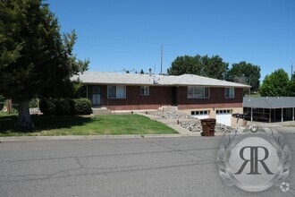 Building Photo - 6505 Alpine Way