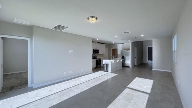 Building Photo - 3253 Bella Vista Dr