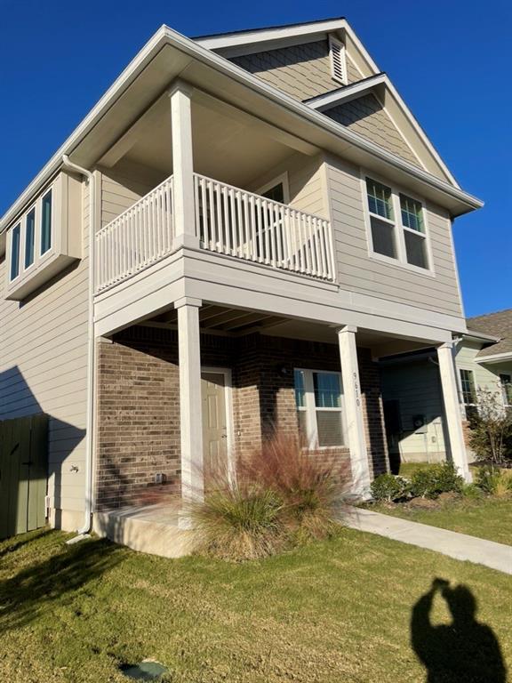 Foto principal - 9610 Morning Iris Dr