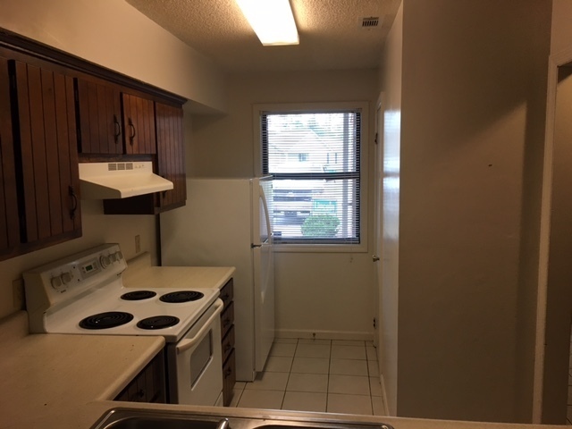 Foto del edificio - 2 bedroom 2 bath Townhome!