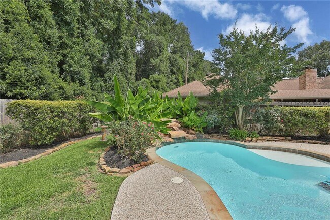 Building Photo - 3603 Rock Springs Dr