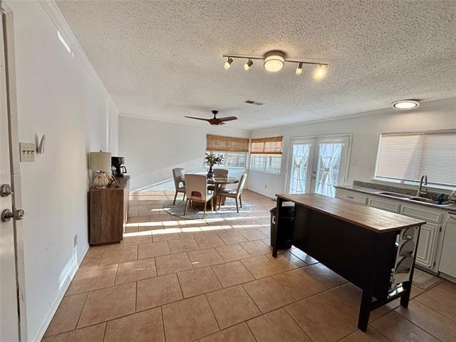 Foto del edificio - 2910 Blue Ridge Ln