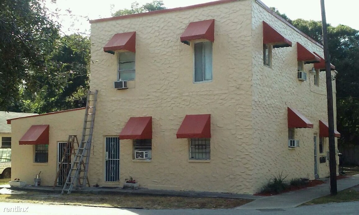 Primary Photo - 1105 E Bird St
