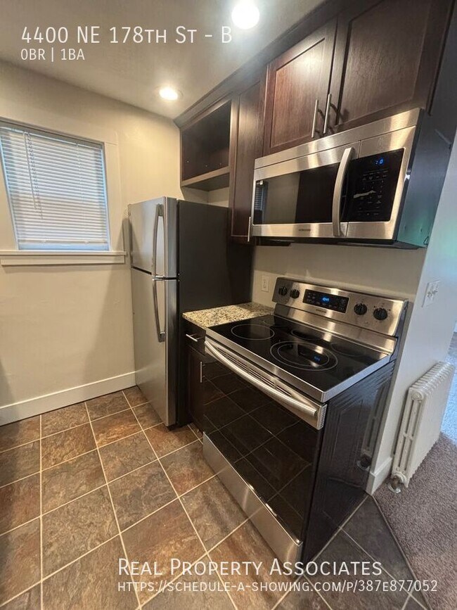 Foto del edificio - 4400 NE 178th St