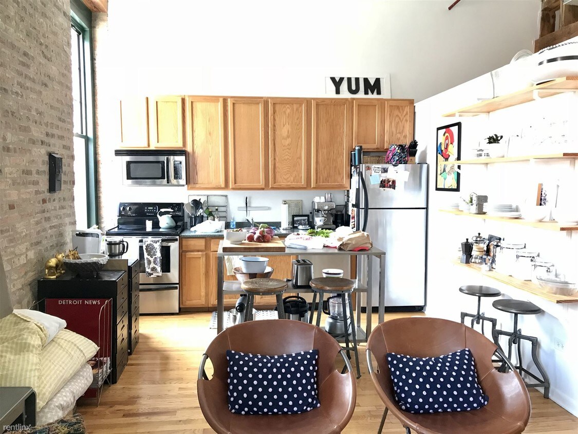 Building Photo - 1 br, 1 bath Apartment - 839 W Fulton Market