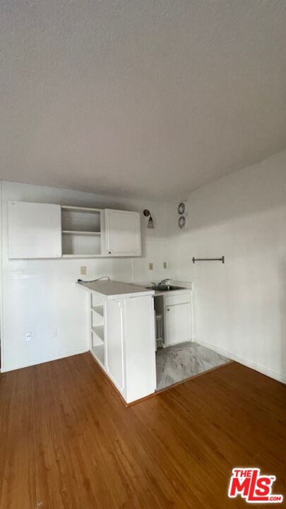 Foto del edificio - 737 S Oxford Ave