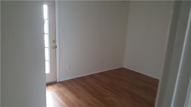 Building Photo - 111 Westridge Dr