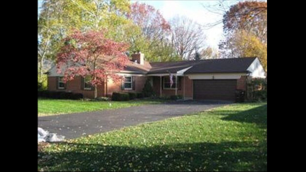 Foto principal - 110 Ashford Dr