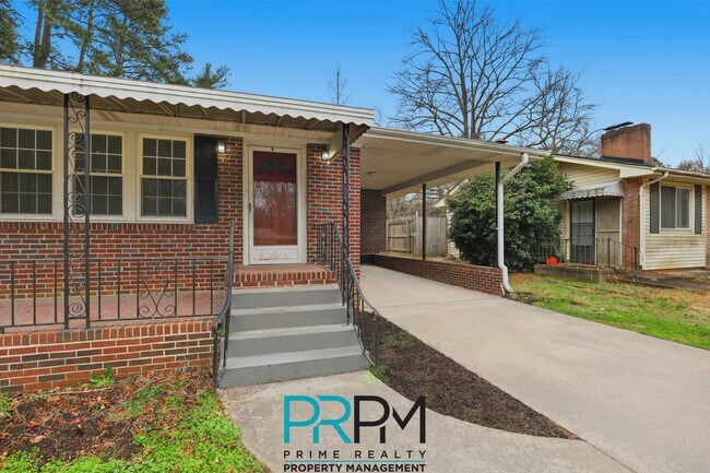 Photo - 8 Kathryan Ct House