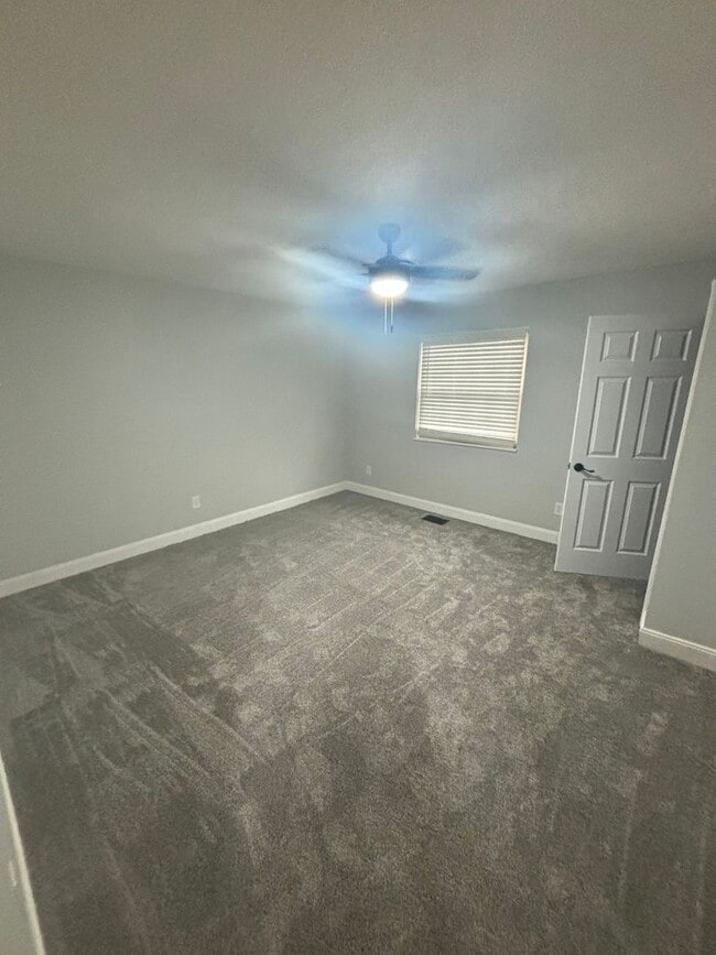 Building Photo - 3208 Summerhill Ln