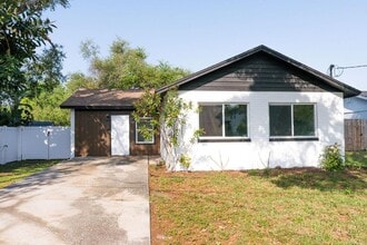 Building Photo - 6813 S Himes Ave