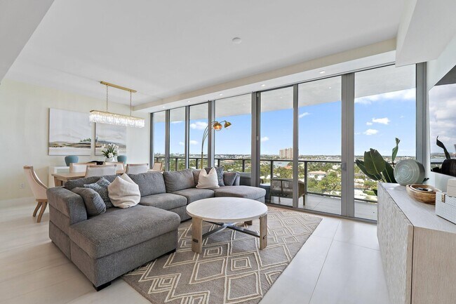 Foto del edificio - 3100 N Ocean Dr