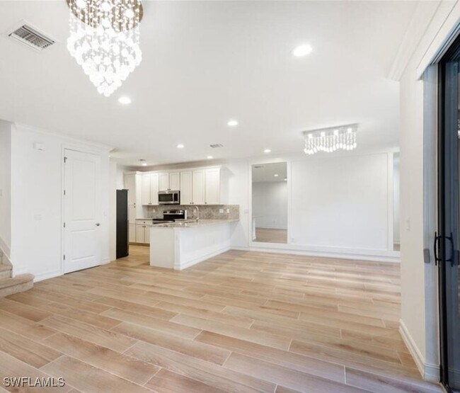 Building Photo - 7761 Bristol Cir