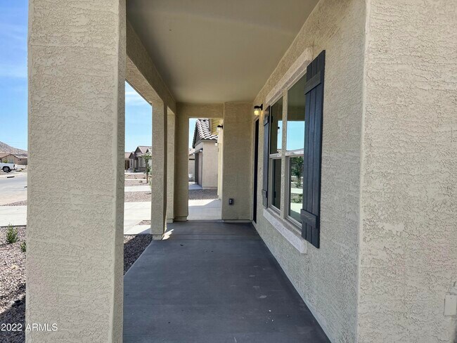 Foto del edificio - 2048 E Velvet Pl