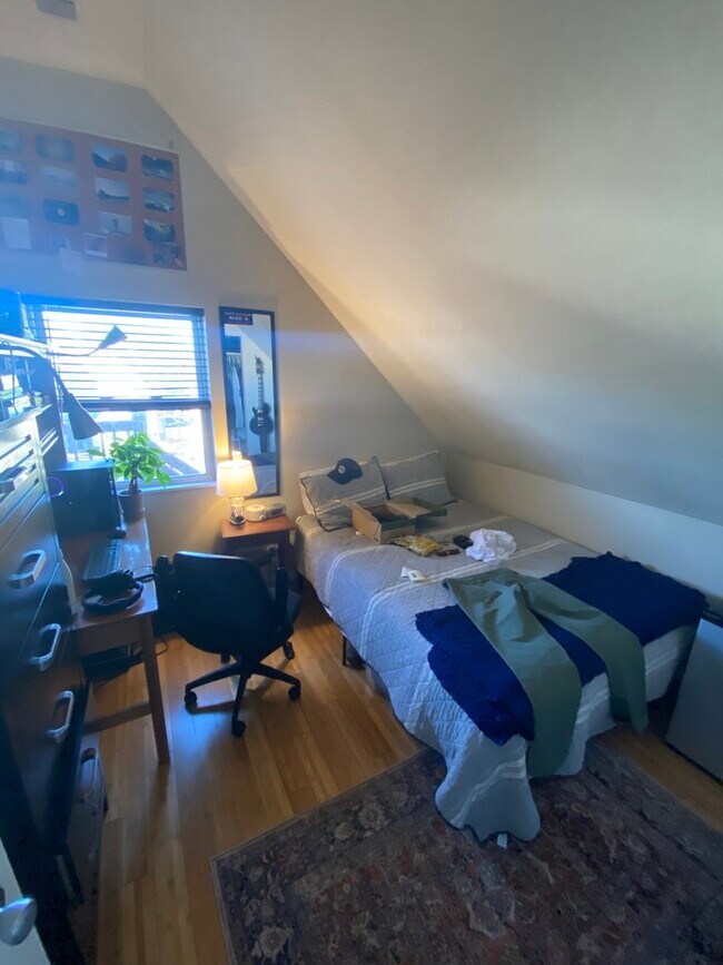 Foto del edificio - 3423 N Paulina St