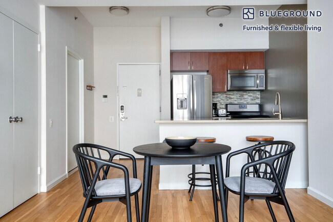 Foto del edificio - 120 W 21st St