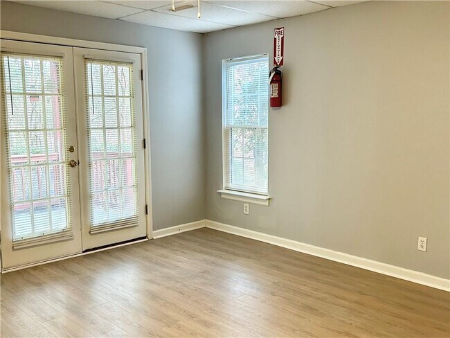 Foto del edificio - 1539 Stampmill Way NW