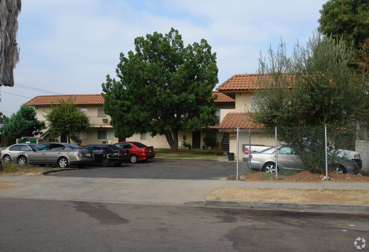 Foto del edificio - 920 Coleen Ct