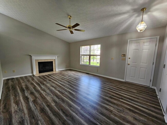 Building Photo - 7253 Fablegate Ct