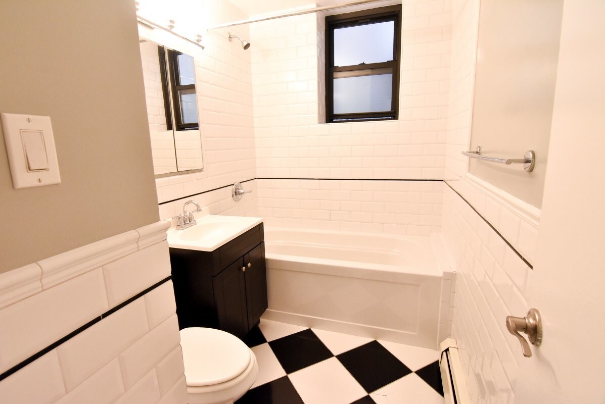 Building Photo - 56 West 105th Street