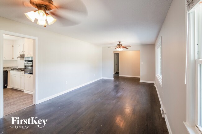 Foto del edificio - 729 Harbor View Rd