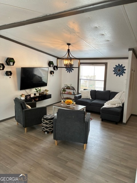 Building Photo - 215 Lynn Dr