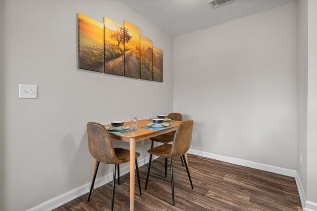 LEGENDS 2 BR | 2 BA - Dinning area - Legends at Armour Avenue