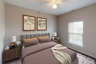 Building Photo - Owens Lake Commons