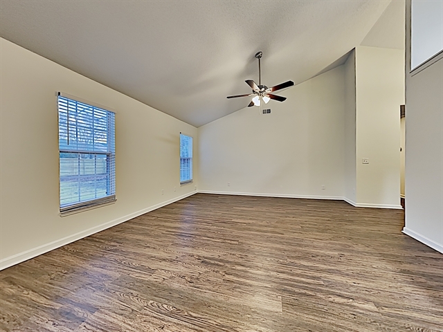 Building Photo - 214 Okehampton Drive